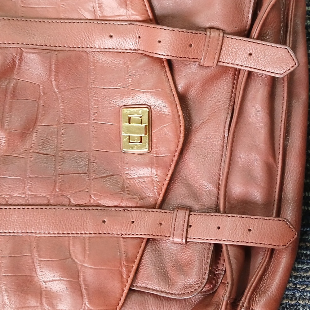 Cynthia Rowley Beautiful tan leather Purse/ laptop bag - Picture 4 of 10